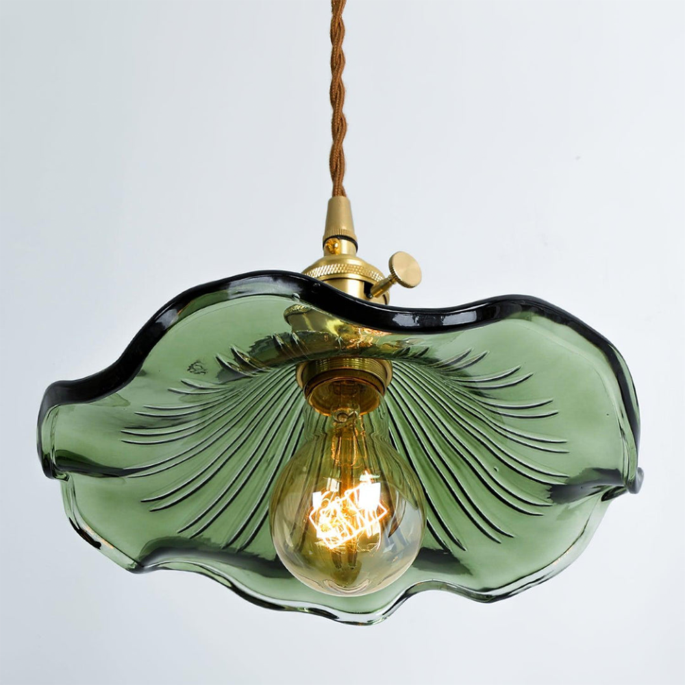 Stilfuld Lampe med Hibiscus-blomst