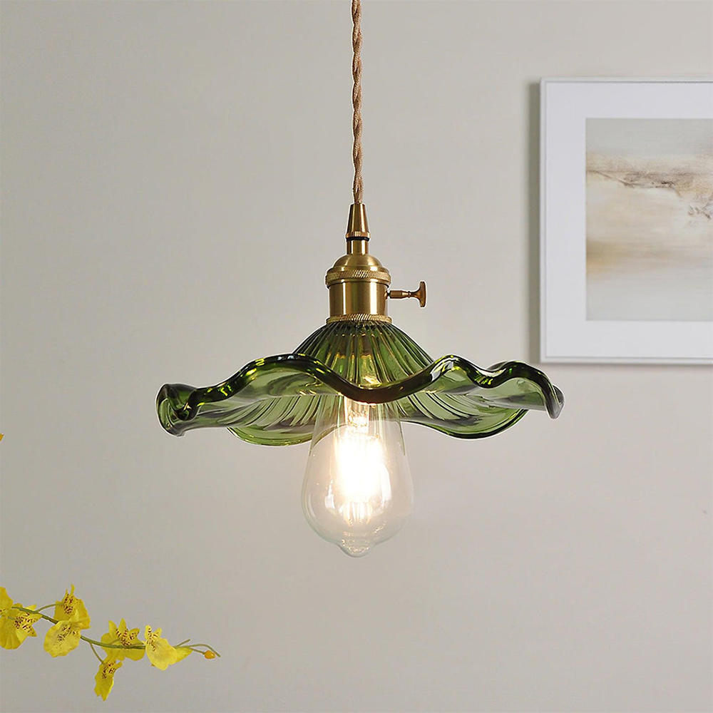 Stilfuld Lampe med Hibiscus-blomst