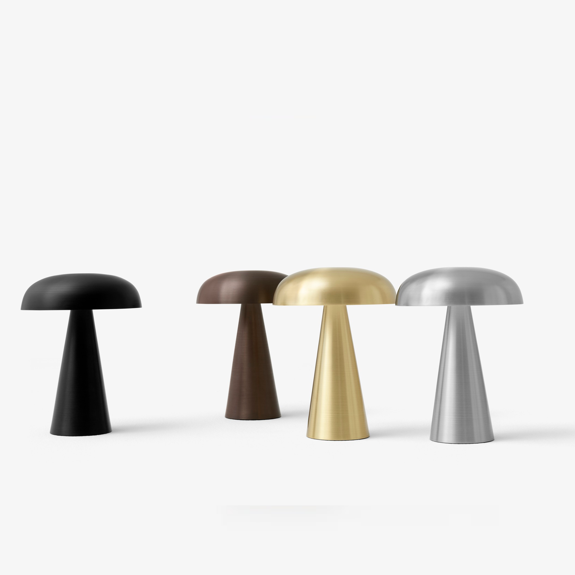 &Tradition Como SC53 Portable Bordlampe (udstillingsmodel)