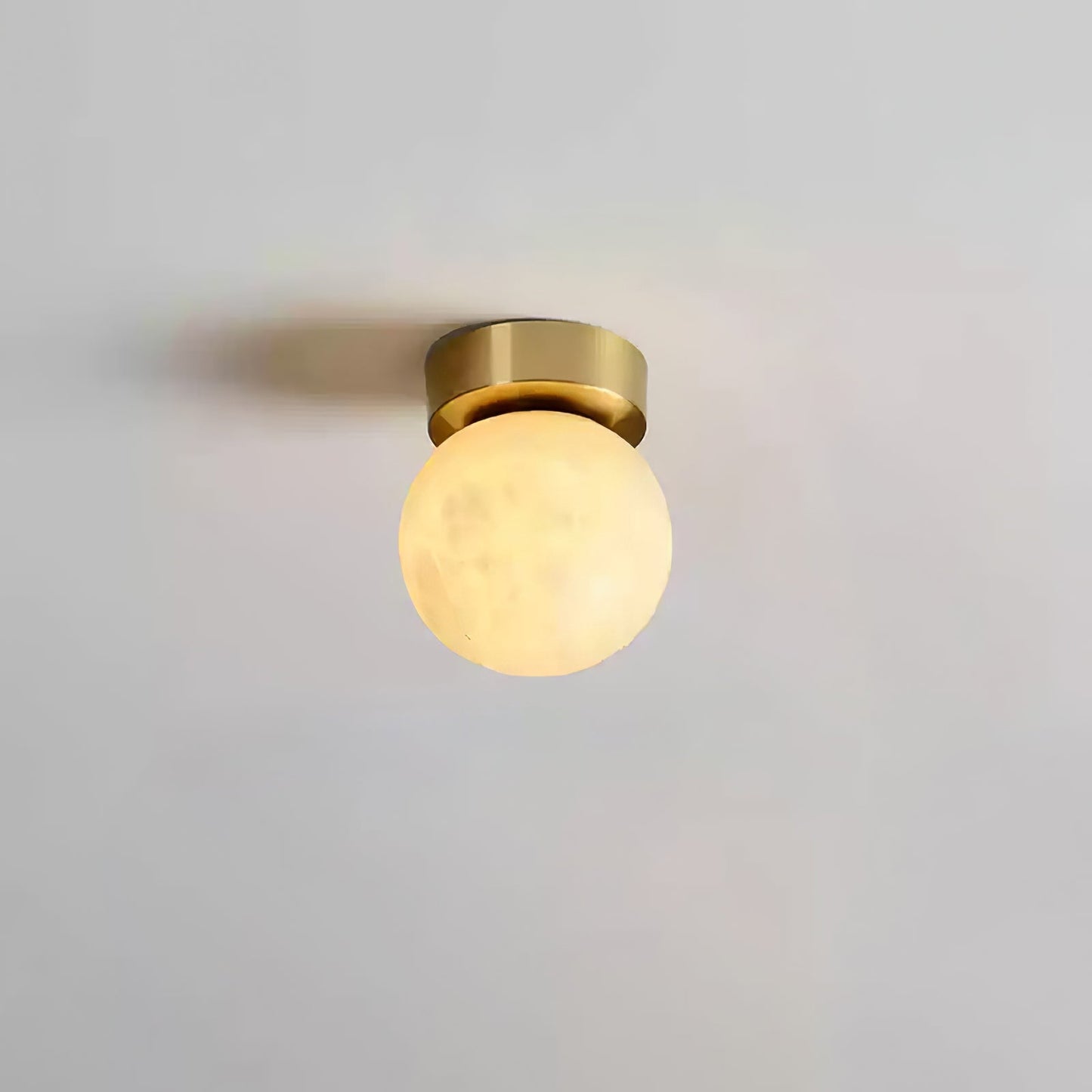 Moon Alabaster loftslampe