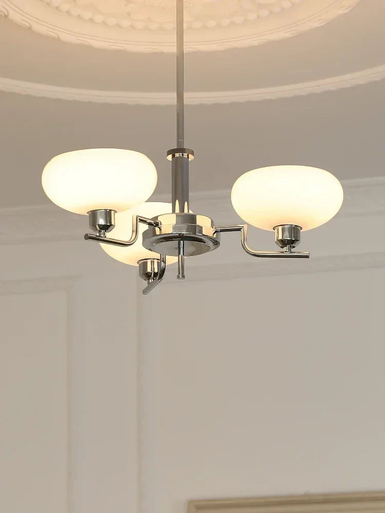 Middelalderlig Bauhaus-loftslampe