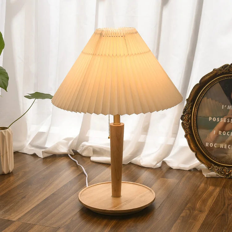 Vintage bordlampe i plisseret træ